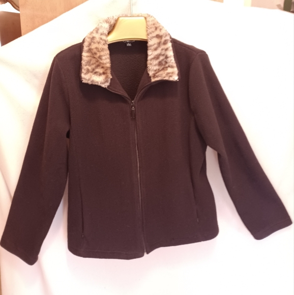 Black Fleece Jacket - Picture 1 of 5